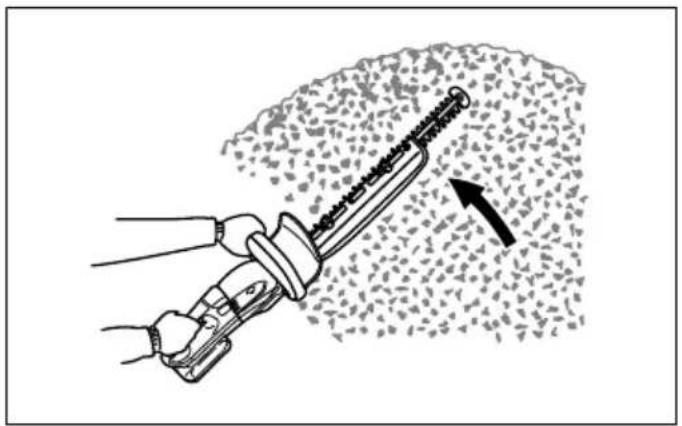 MAKITA BUH650RDE - 17