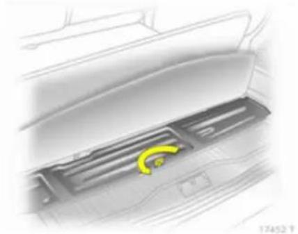 OPEL Zafira (2013) - Αποθήκευση του κοτσαδόρου - 1