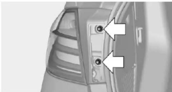 BMW 328i xDrive Sports Wagon (2014) - Removing the exterior tail lamp - 2