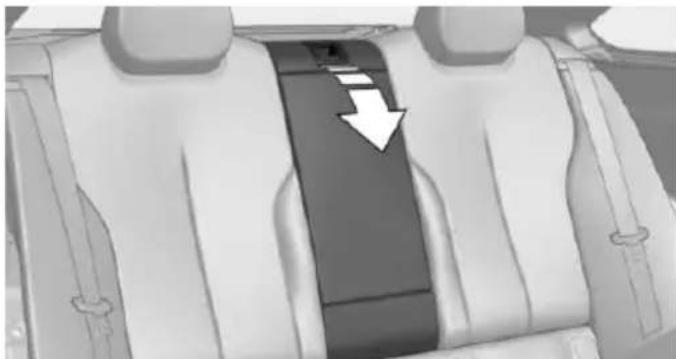 BMW 435i xDrive Coupe (2014) - Folding down the middle section - 1