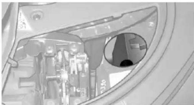 BMW 550i Gran Turismo (2014) - Corner-illuminating lamps - 3