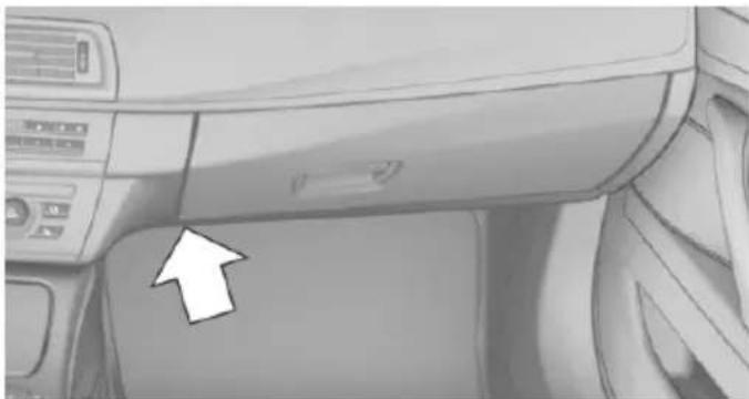 BMW 650i Gran Coupe (2014) - In the front passenger footwell - 1