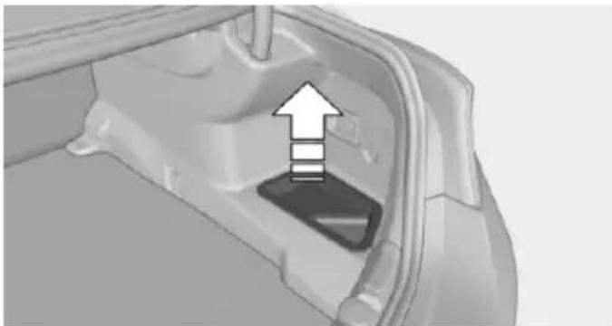 BMW 650i xDrive Gran Coupe (2014) - In the cargo area - 1