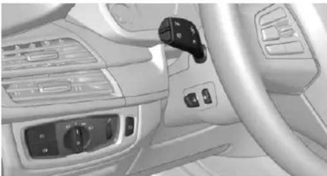 BMW X5 xDrive35d (2014) - Intelligent Safety button - 1