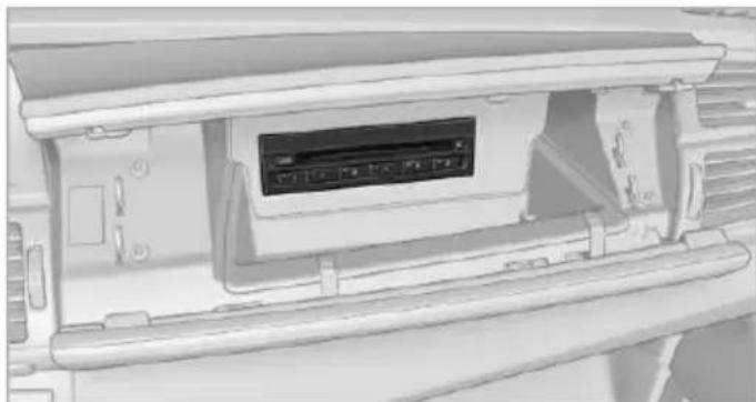 BMW X6 xDrive50i (2013) - CD/DVD changer - 1