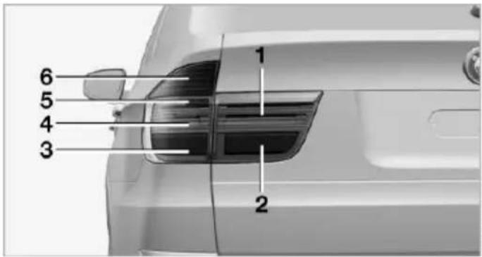 BMW X6 xDrive50i (2013) - Tail lamps - 1