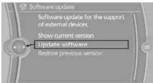 BMW 135i Coupe (2012) - Updating software by USB\* - 1