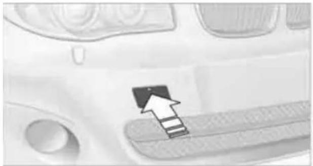 BMW 135i Coupe (2012) - Access to screw thread - 1