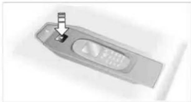 BMW 135i Coupe (2012) - Inserting snap-in adapter - 4