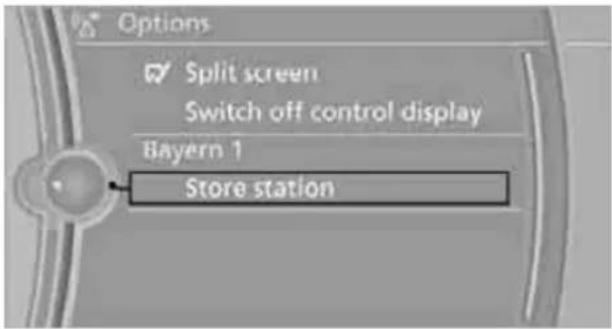BMW 135i Coupe (2012) - Open the Options menu - 2
