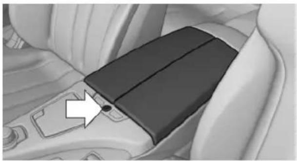 BMW 650i xDrive Convertible (2012) - Locking the storage compartment - 1