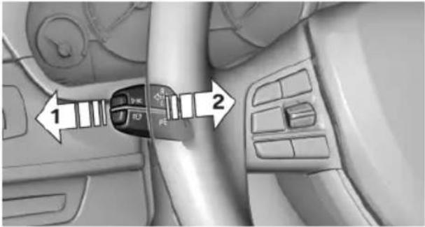 BMW 650i xDrive Convertible (2012) - Switching the high beams on and off manually - 1
