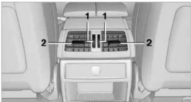 BMW X6 M (2012) - Ventilation in rear - 1