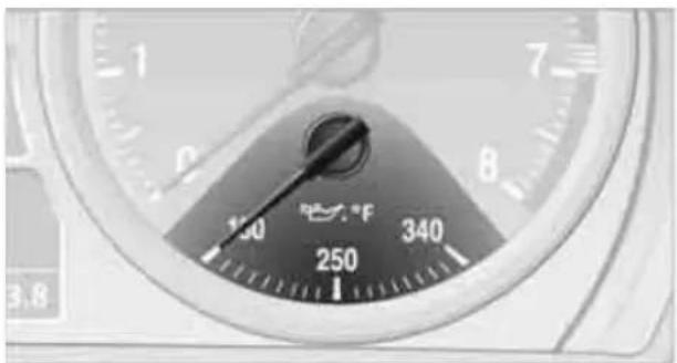 BMW 335i xDrive Sedan (2010) - Engine oil temperature\* - 1