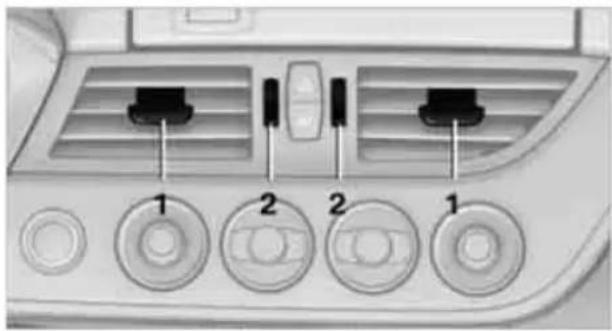 BMW Z4 sDrive30i (2010) - Ventilation - 1
