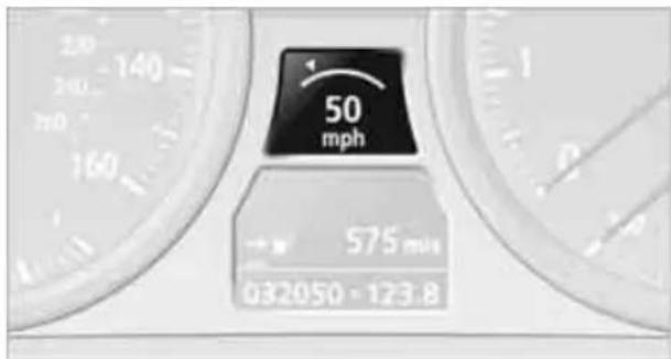 BMW 328i xDrive Sedan (2009) - Storing current speed - 1