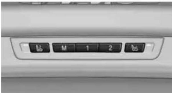 BMW 750i Sedan (2009) - Front - 1