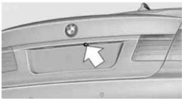 BMW 750i Sedan (2009) - Camera - 1