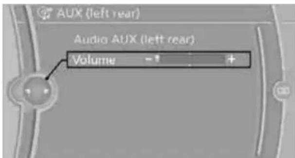 BMW 750i Sedan (2009) - Adjust the volume - 1