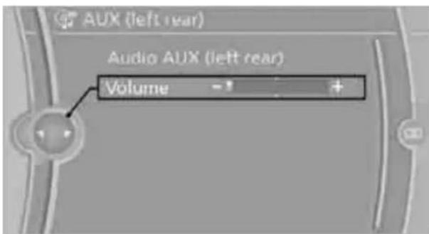 BMW 750i Sedan (2009) - Adjust the volume - 1