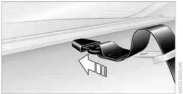 BMW 535i Sedan (2008) - Opening - 1
