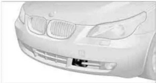 BMW 535i Sedan (2008) - Cleaning camera - 1