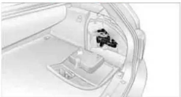 BMW 535i Sedan (2008) - Sports Wagon: in cargo bay - 1