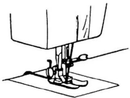AEG 11220 - EINFÄDELN DES OBERFADENS / THREADING UPPER THREAD - 1