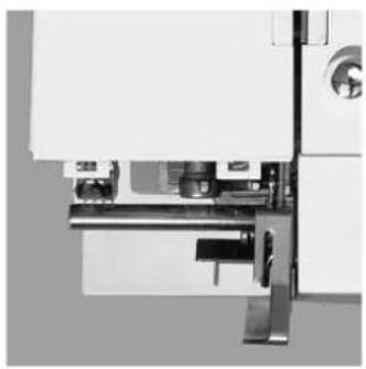 BERNINA Activa 145 - Sewing light - 2