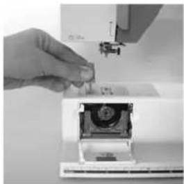 BERNINA Activa 145 - Cleaning - 1