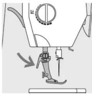 BERNINA Artista 165 - Raising the lever - 1