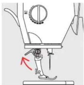 BERNINA Artista 200 - Naaivoet verwisselen - 2