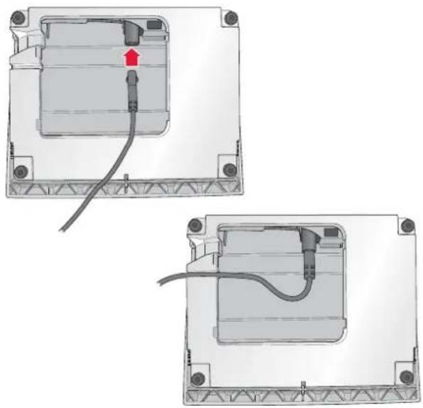 HUSQVARNA Sapphire 835 - Connecting the foot control cord - 1