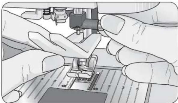 HUSQVARNA Sapphire 835 - Press the ON/OFF switch to OFF. - 1