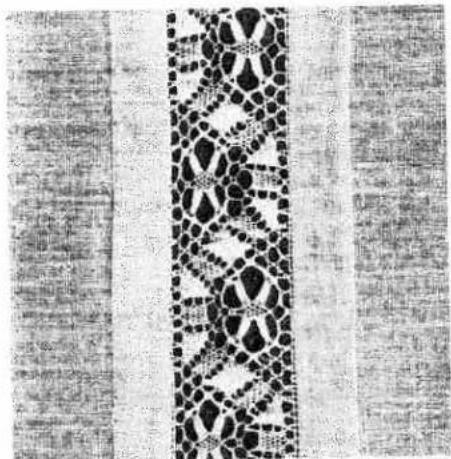 PFAFF 1213 - Inserting lace - 3