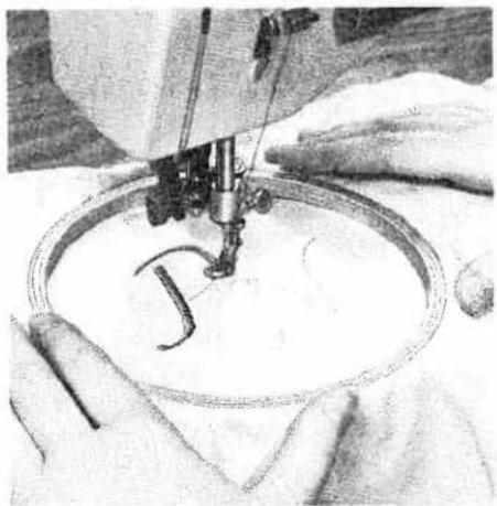 PFAFF 1213 - Monogram embroidery - 4