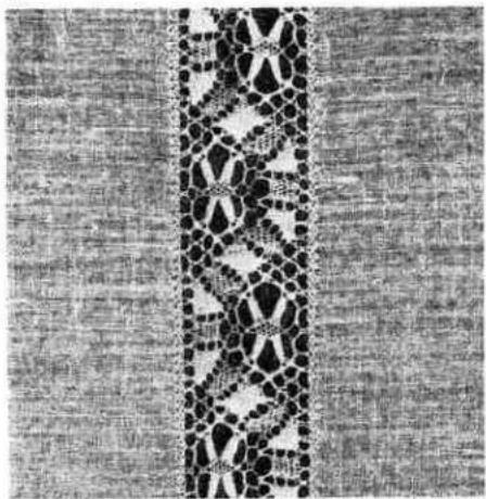 PFAFF 1213 - Inserting lace - 5