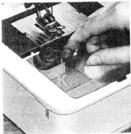 PFAFF 1214 - Before you start winding the bobbin - 4