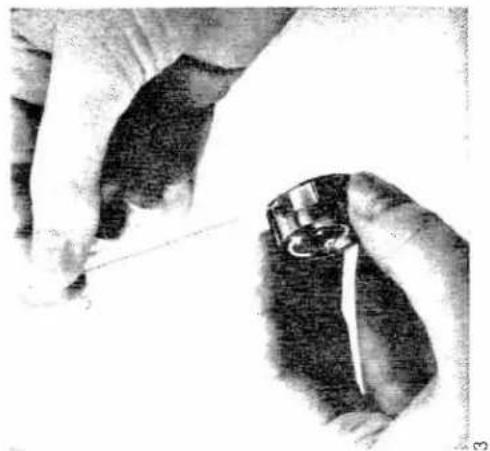 PFAFF 1221 - Before you start winding the bobbin - 18