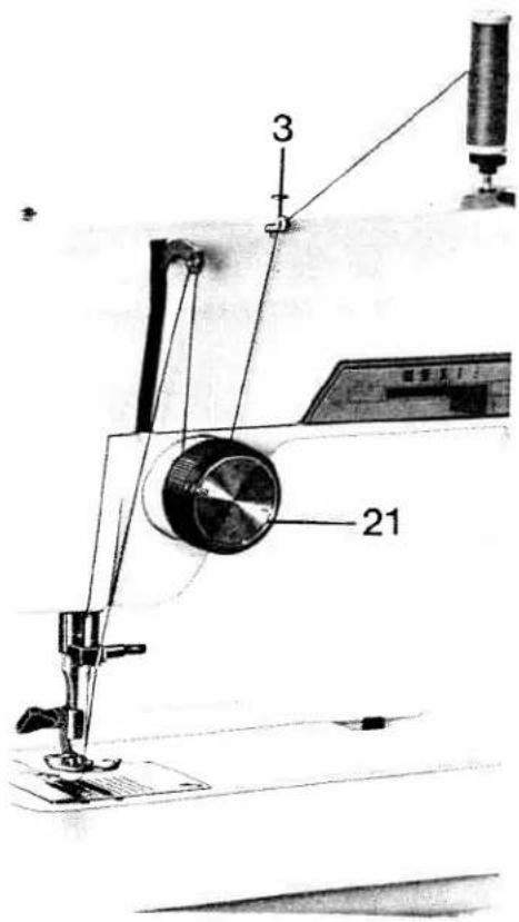 PFAFF 297-1 - Engaging and disengaging the sewing mechanism for bobbin winding - 15