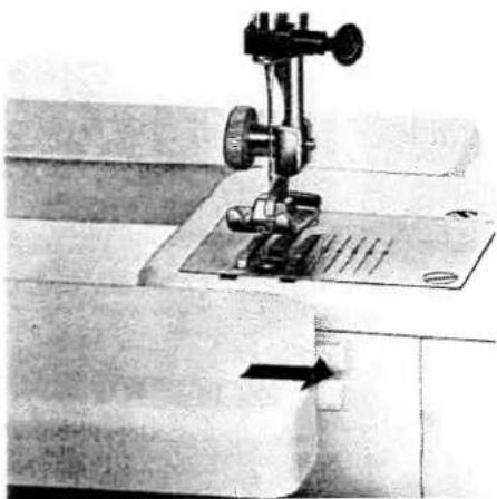 PFAFF 297-1 - Engaging and disengaging the sewing mechanism for bobbin winding - 10