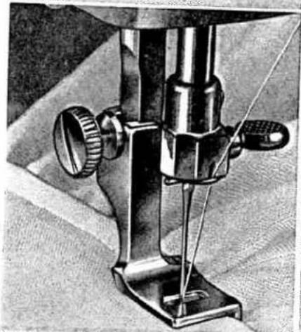 PFAFF 339 - Ruffling and Sewing on Flounces in one Operation - 2