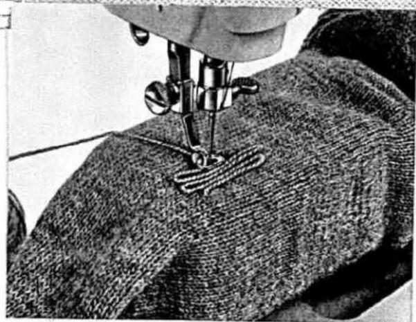 PFAFF 339 - Darning Woolen Socks - 2