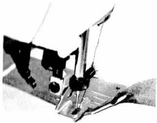 PFAFF 6250 - Knit-edge foot - 1