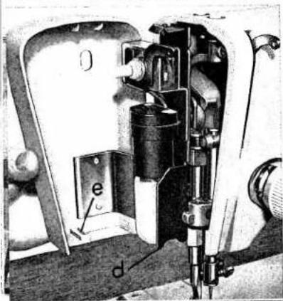 PFAFF 90 - Changing the Light Bulb - 1