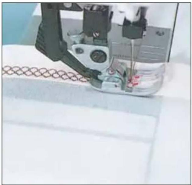 PFAFF ClassicStyle home 1529 - Stretch triple straight stitch - 3