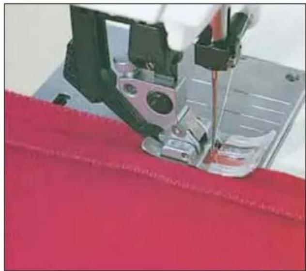 PFAFF ClassicStyle home 1529 - Sewing aid for thick seams - 2