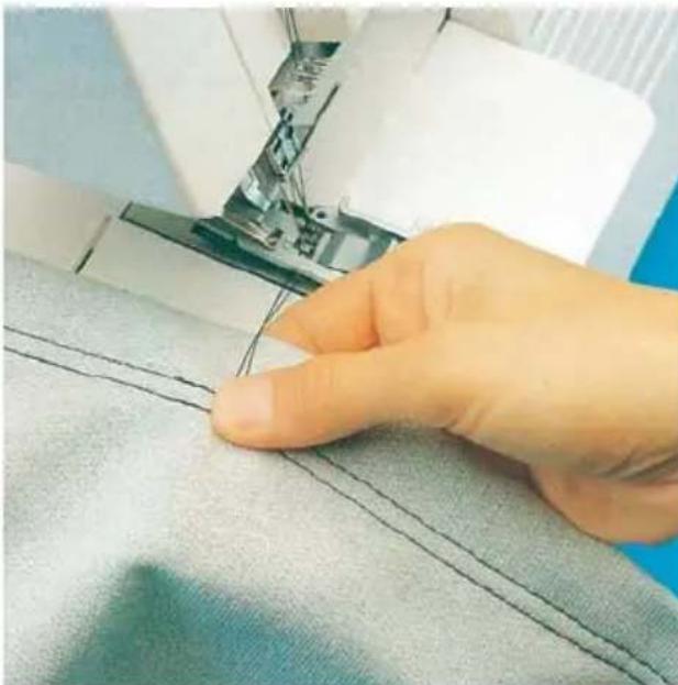 PFAFF coverlock 4852 - Finishing sewing: - 2