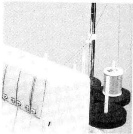 PFAFF coverlock 4872 - Spool disc/cone thread adapter - 1