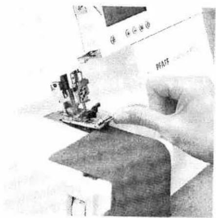 PFAFF coverlock 4872 - Presser foot lifter - 1